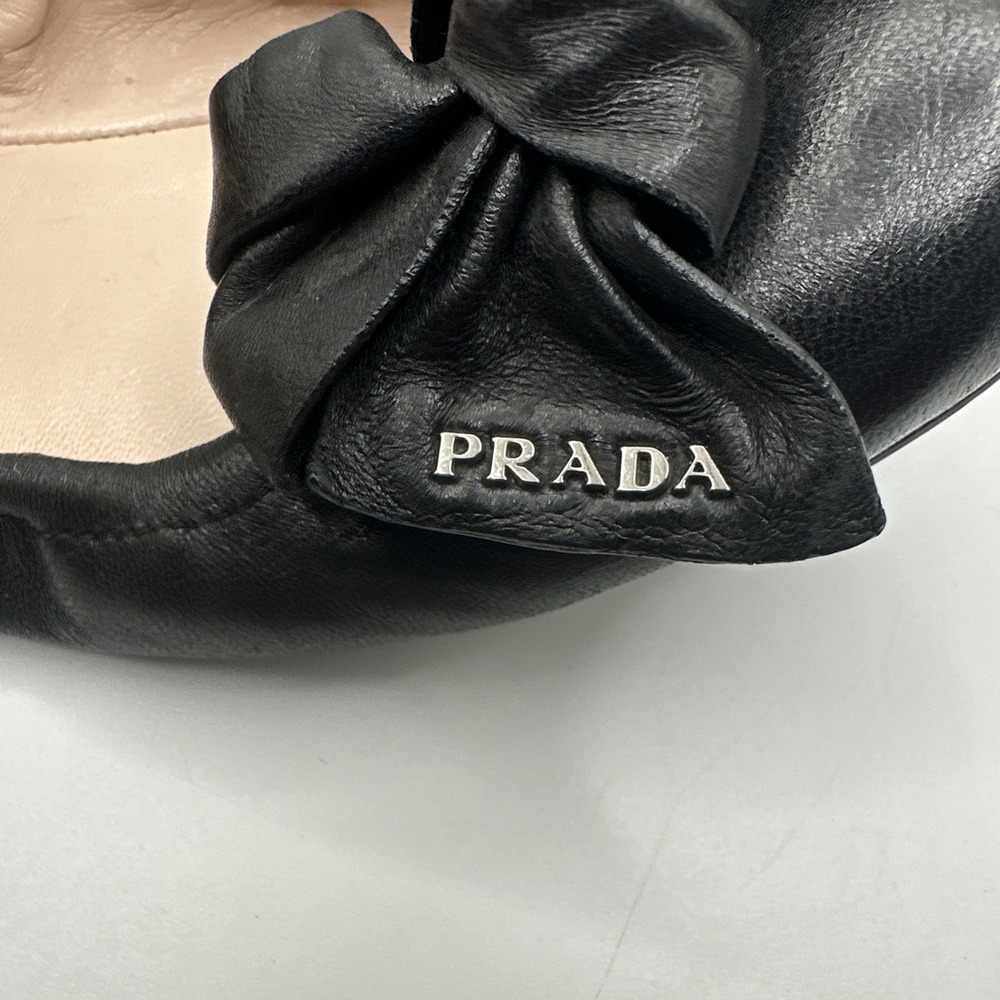Prada Black Leather Bow Ballet Scrunch Flats 3F5440 Bow Size 36 1/2 - Picture 9 of 9